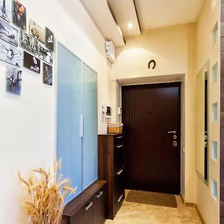 Apartament Апартаменты У Вокзала *