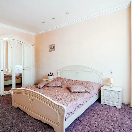 Апартаменты У Вокзала Apartament