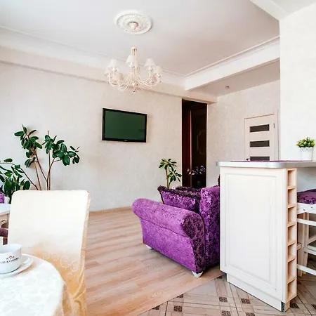 Apartament Апартаменты У Вокзала *